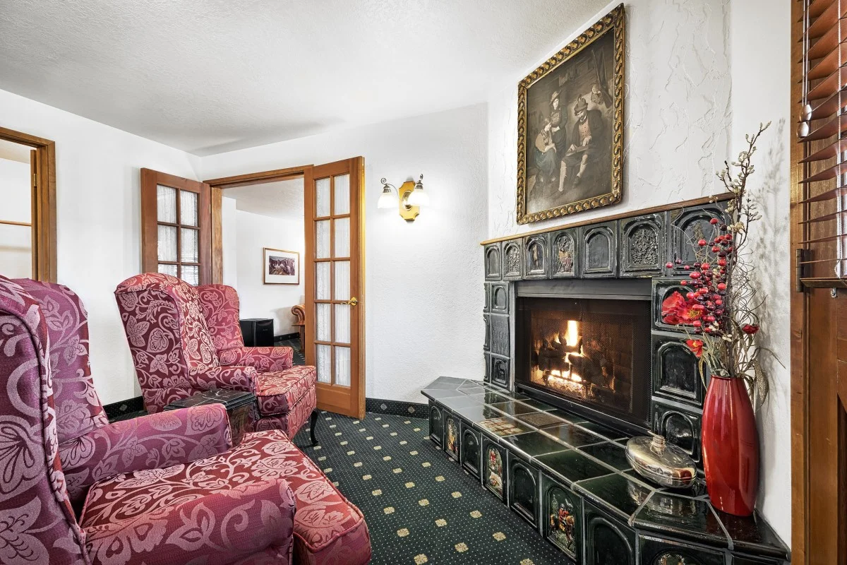 Ottman Suite Fireplace Room