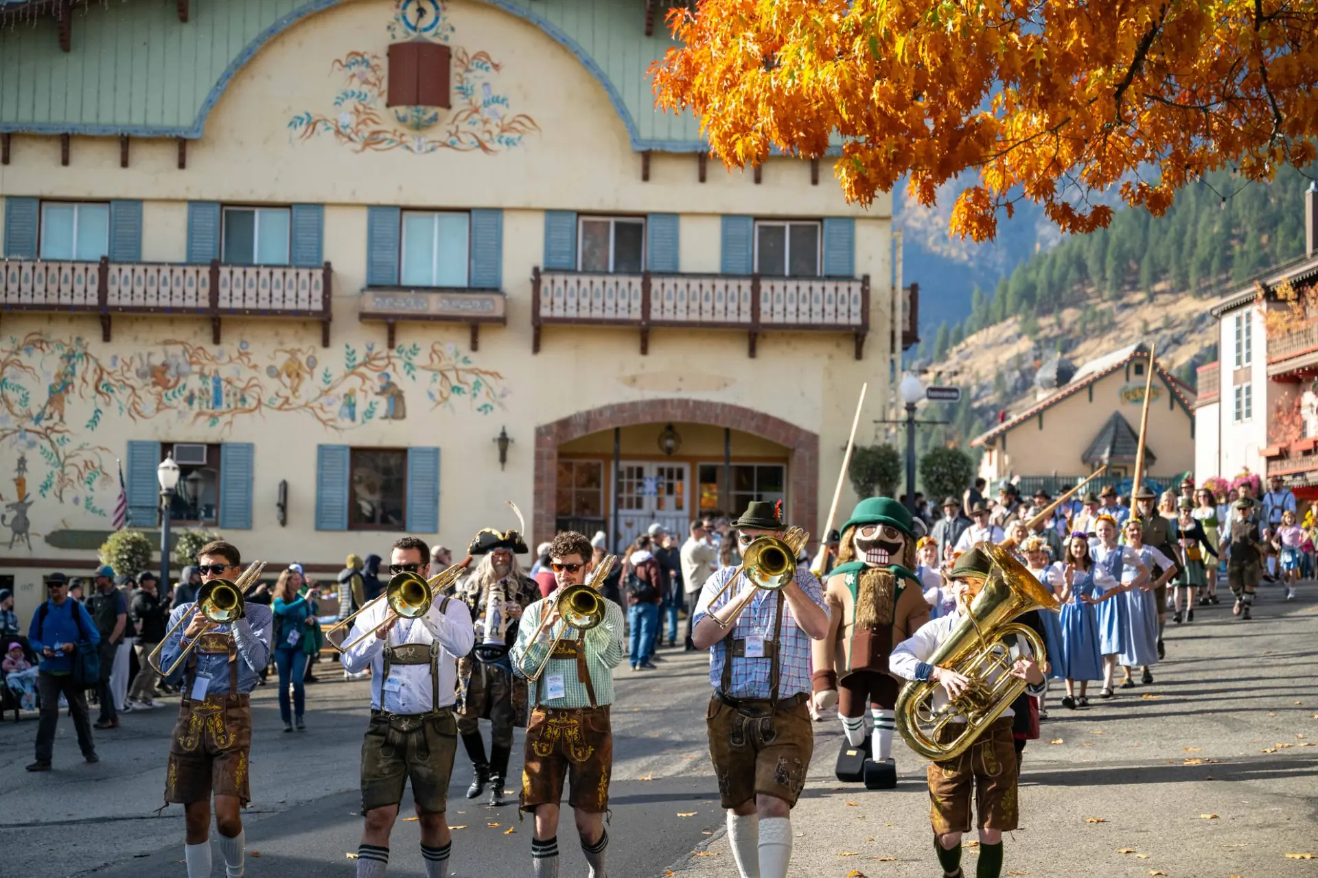 Oktoberfest brass band parade Leavenworth