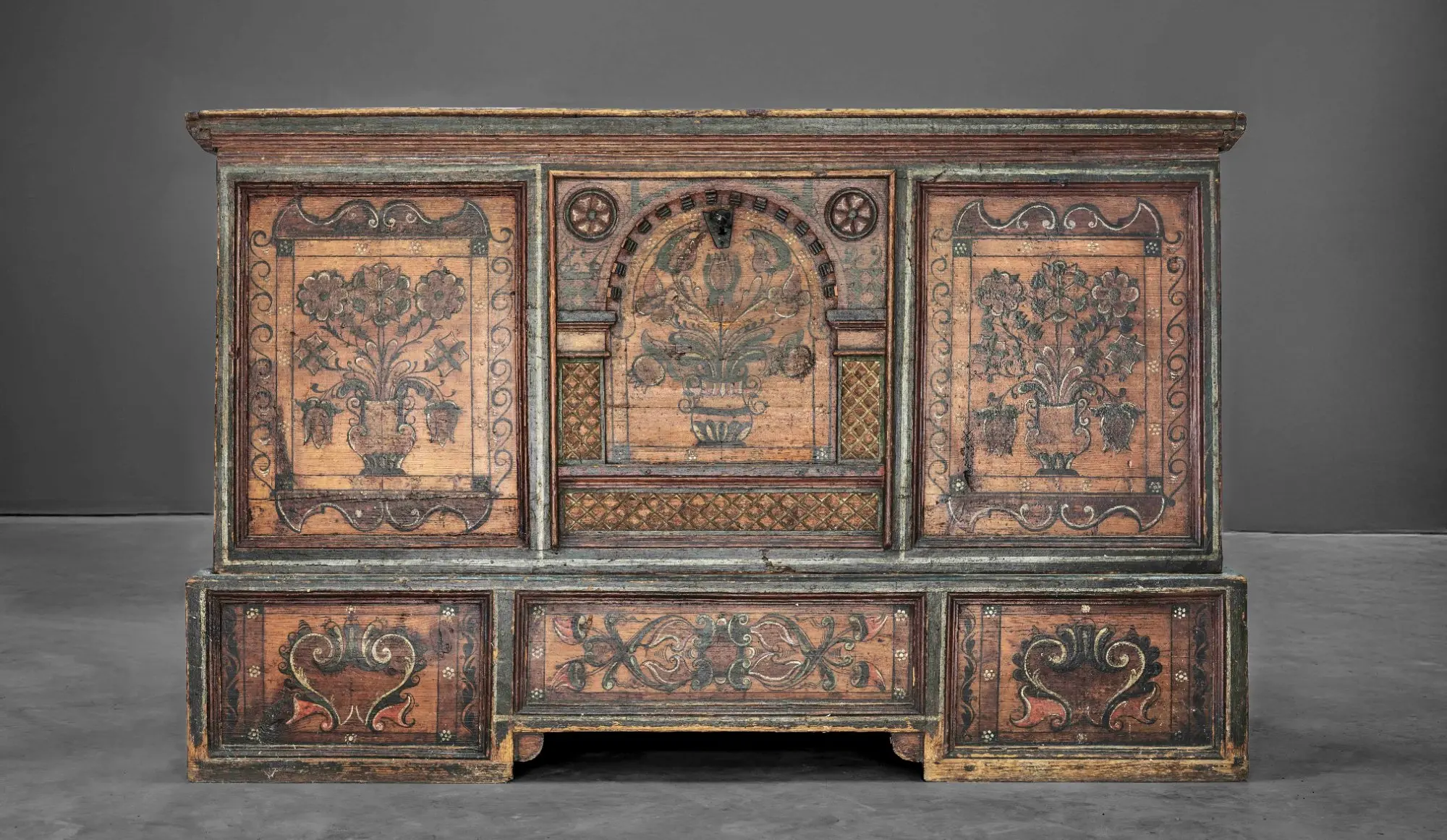 Solstice Suite Truhe — hand-painted Alpine chest, Alpbachtal 1742